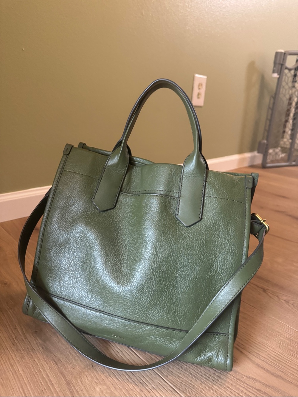 Fossil Kyler Olive Green Leather Shoulder Bag with Top Handles